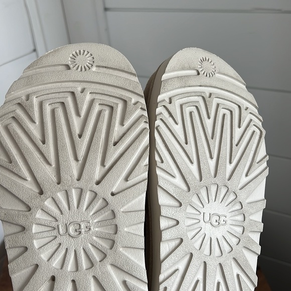 UGG platform slides - Picture 16 of 17